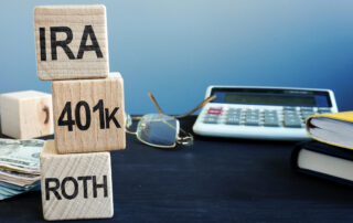 Differences Between Traditional and Roth IRA Structured Wealth management